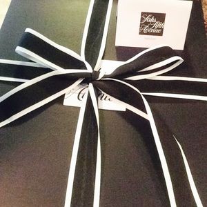 Meet your Posher, Latisha